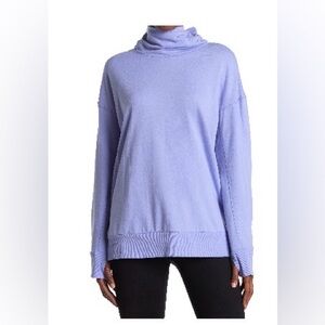 Zella Evolution Funnel Neck Pullover in Large Purple Jacquard